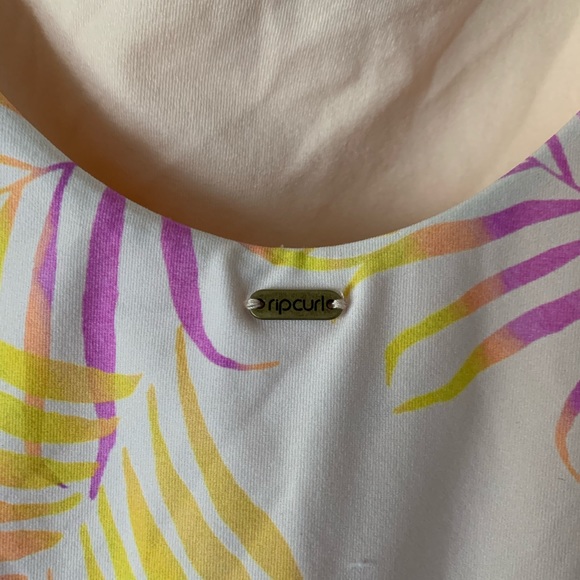 Ripcurl Palomino One Piece - Medium New With Tags - Picture 7 of 12